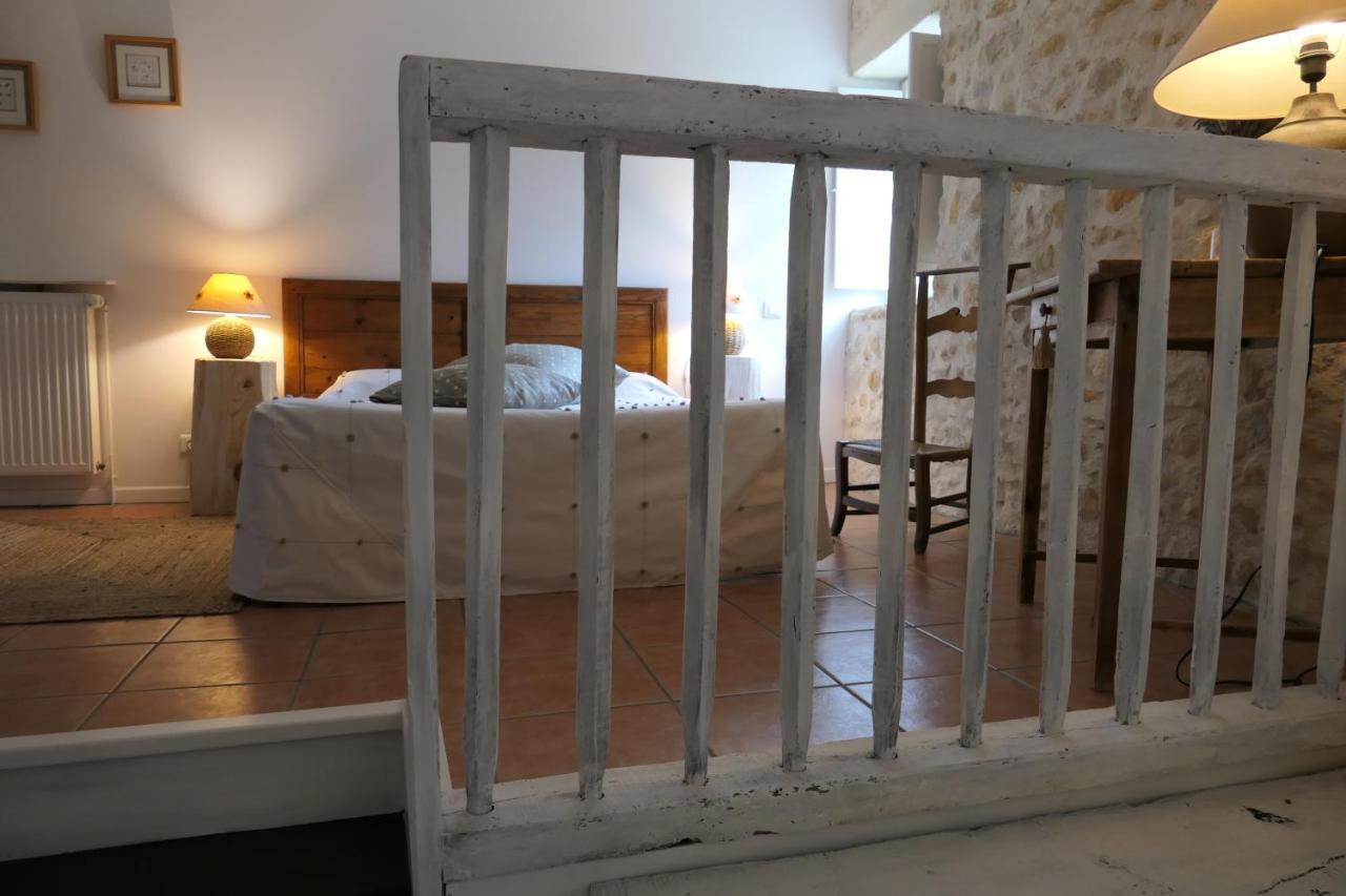Bed and Breakfast La Ferme Dague Lasseube Екстер'єр фото