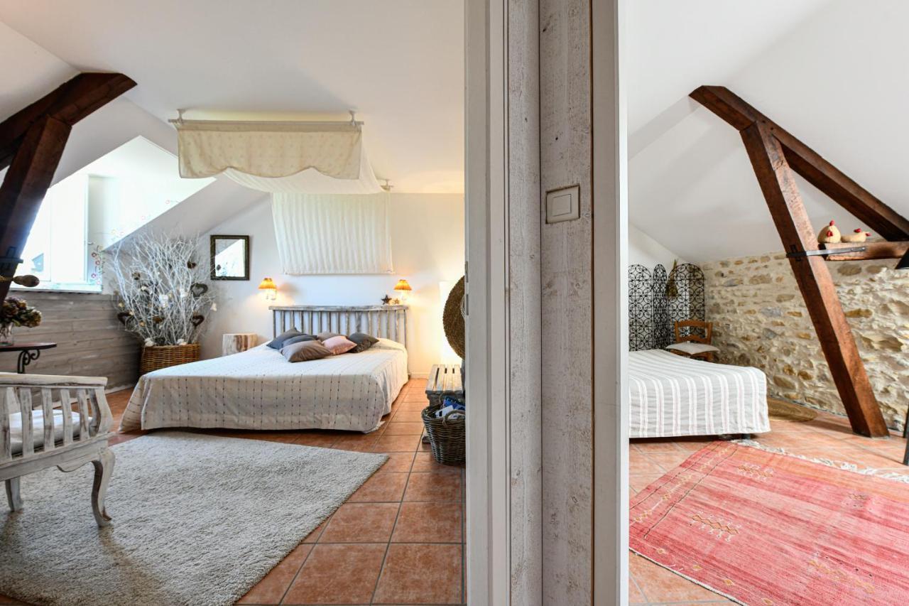 Bed and Breakfast La Ferme Dague Lasseube Екстер'єр фото